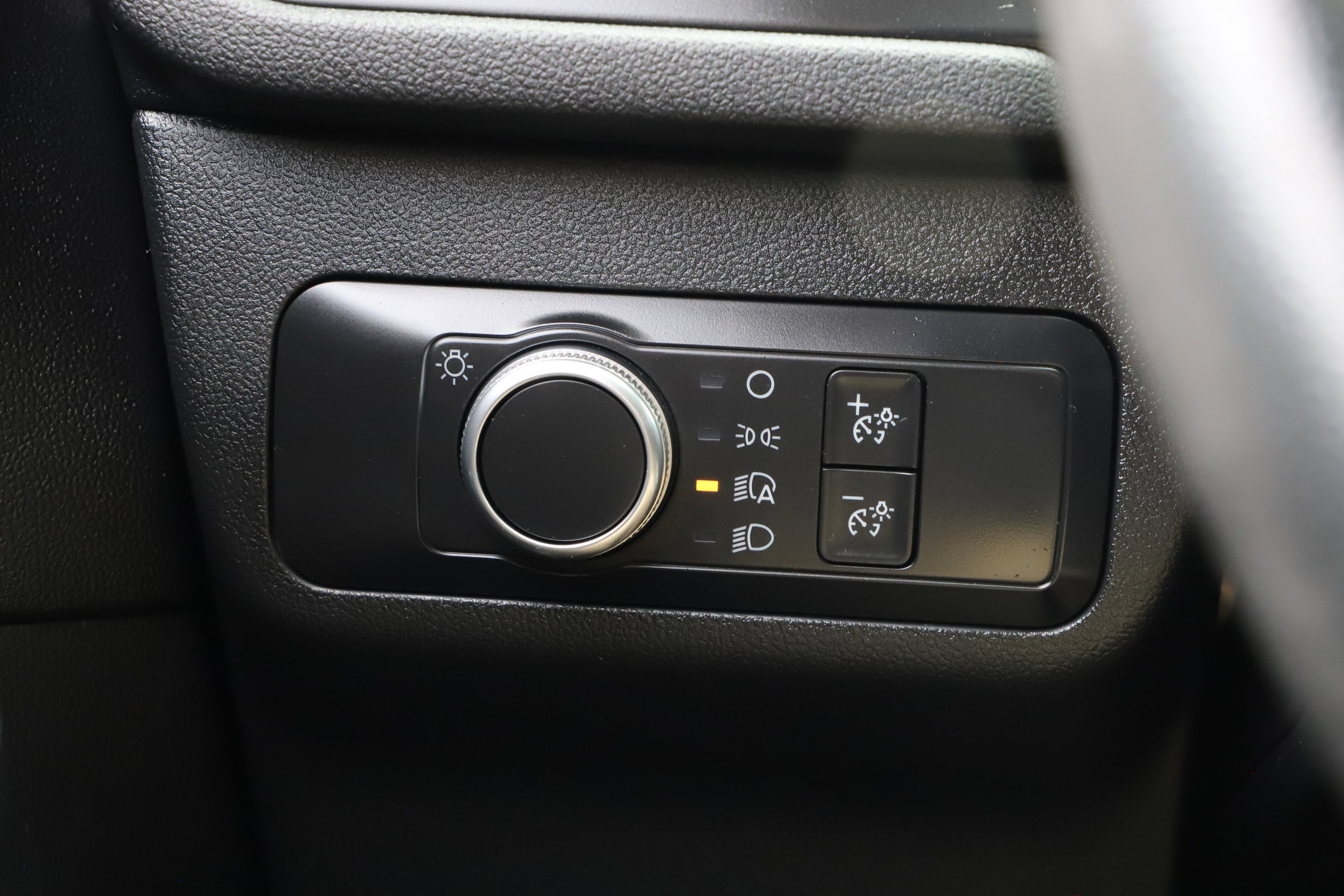 2020 Ford Escape SE photo 34