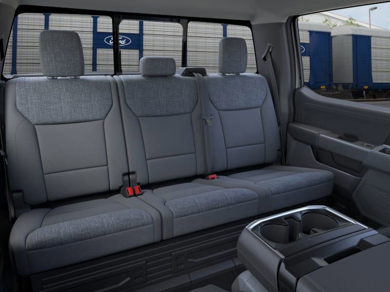 2025 Ford F-150 XLT photo 11