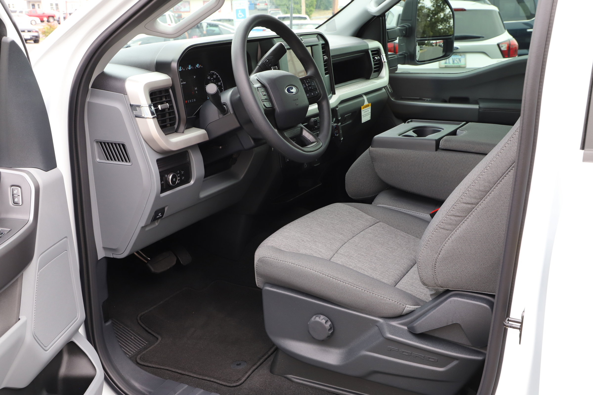 2026 Ford F-350 XL photo 10