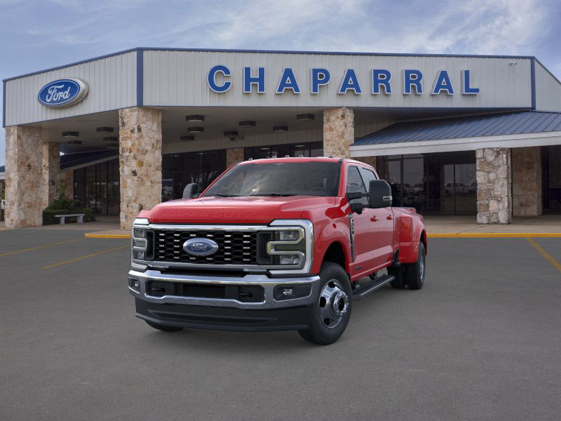 2025 Ford F-350 Lariat photo 2