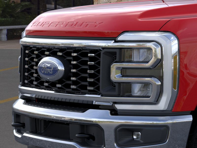 2025 Ford F-350 Lariat photo 16