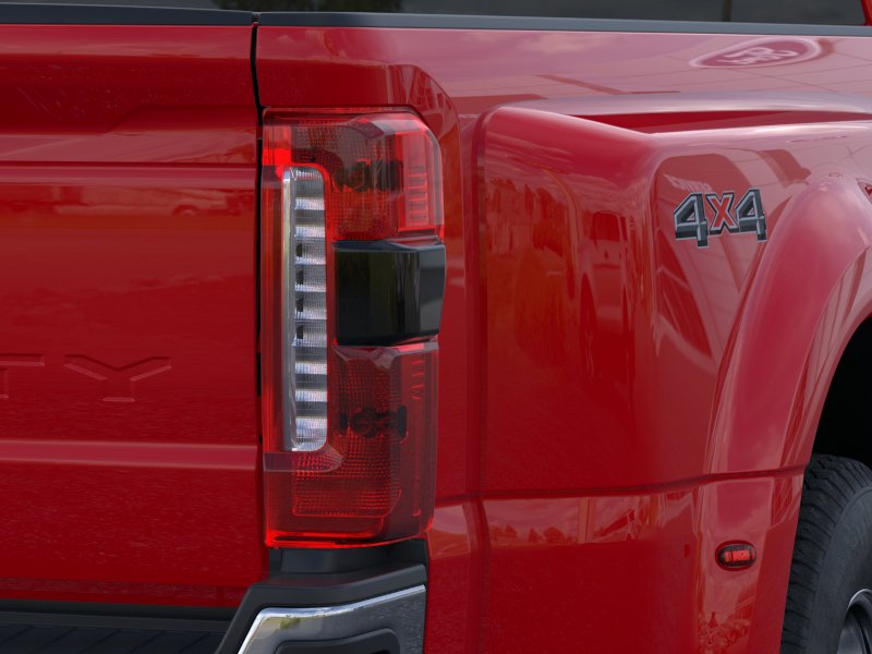 2025 Ford F-350 Lariat photo 20