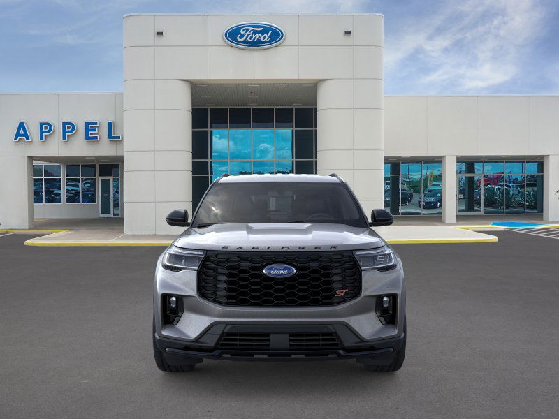 2025 Ford Explorer ST photo 2