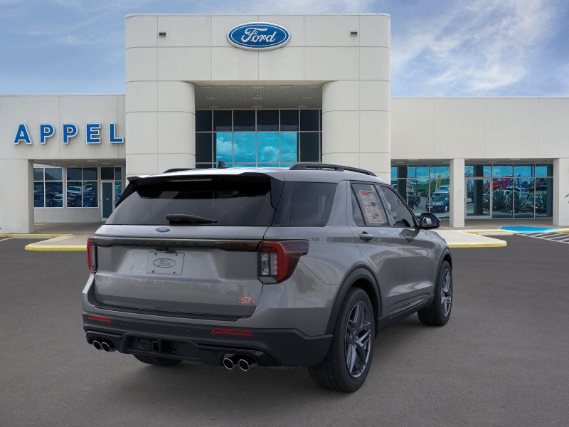 2025 Ford Explorer ST photo 3