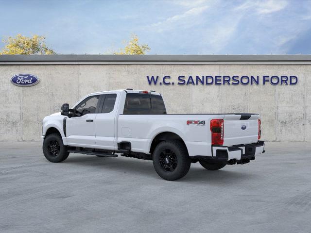 2025 Ford F-350 photo 4