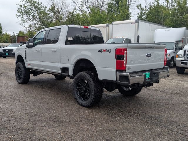 2025 Ford F-250 photo 5