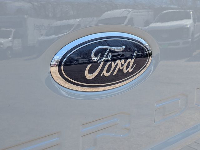 2025 Ford F-250 photo 30