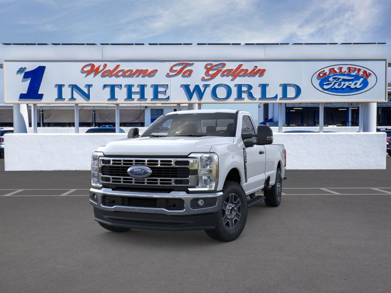 2025 Ford F-350 XLT photo 5