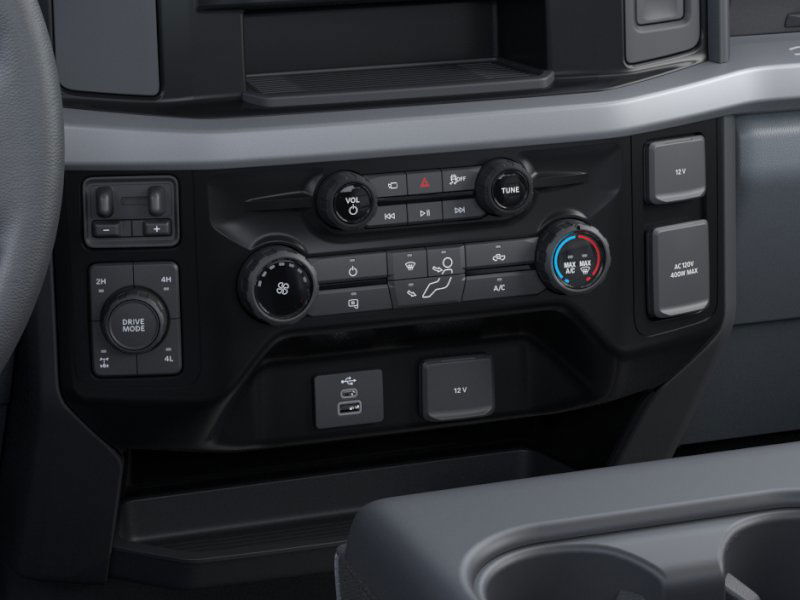 2025 Ford F-350 XLT photo 16