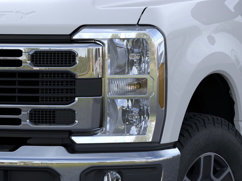2025 Ford F-350 XLT photo 19