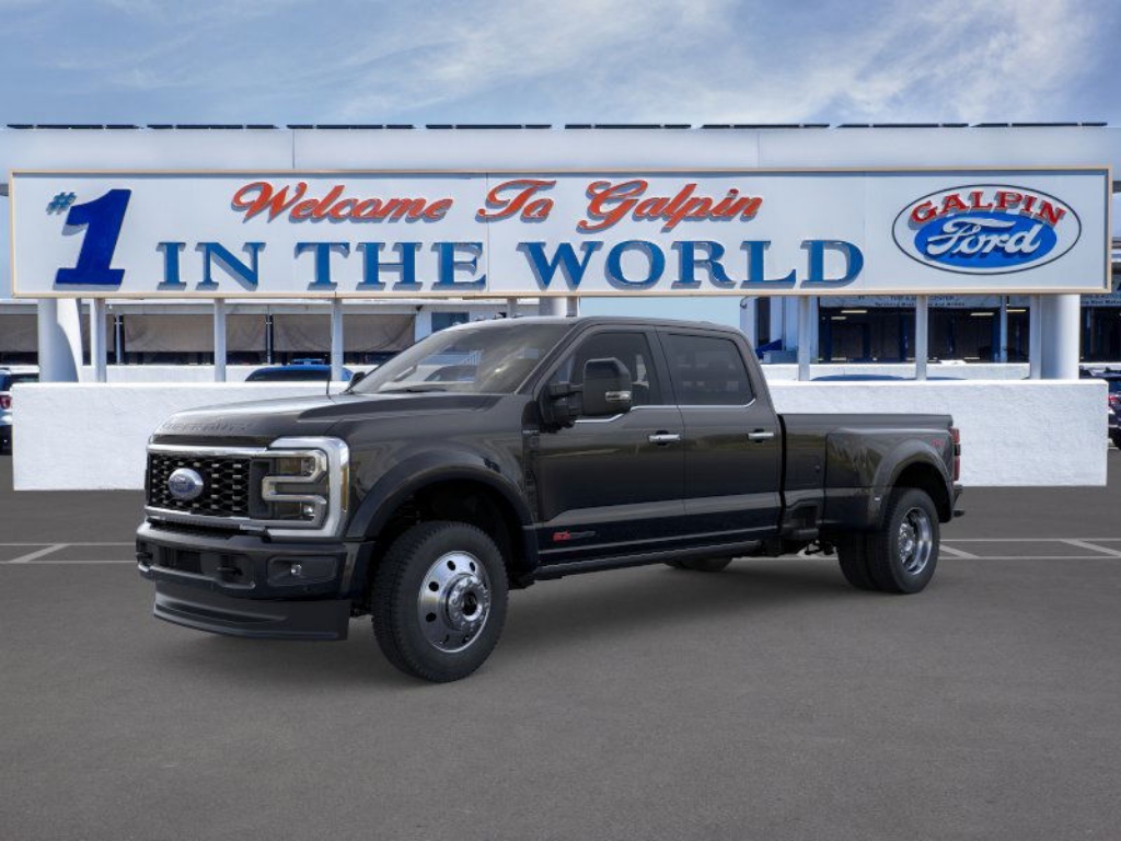 2025 Ford F-450 SD Platinum