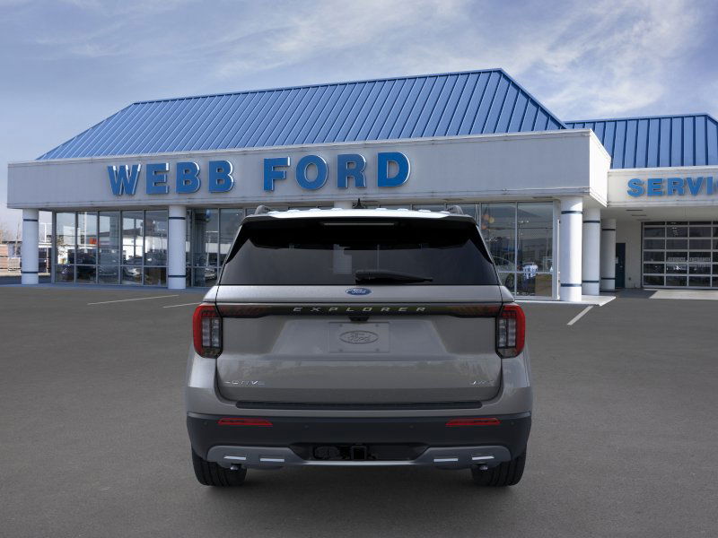2025 Ford Explorer photo 3