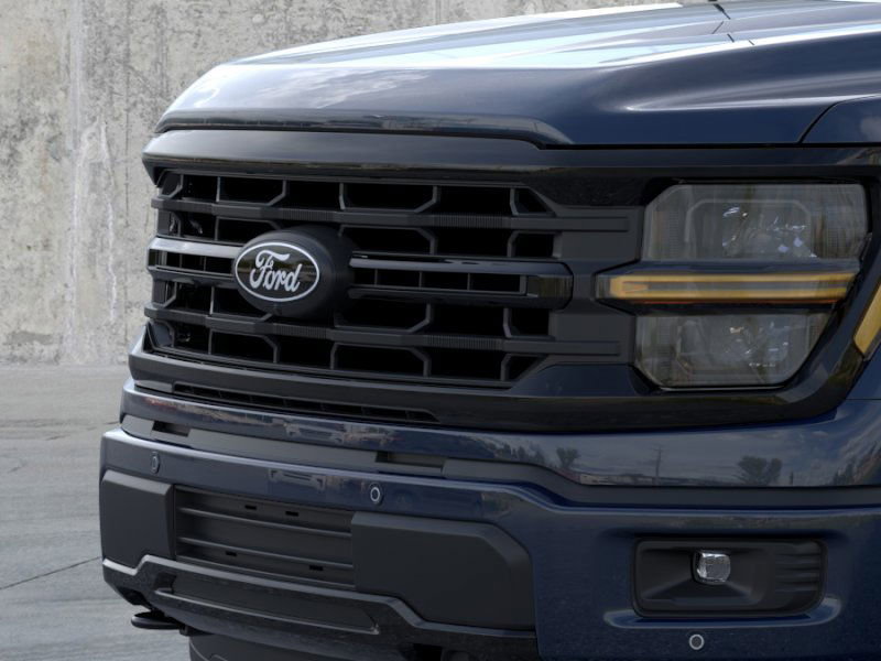 2025 Ford F-150 XLT photo 17