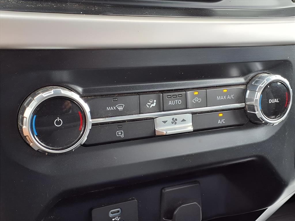 2023 Ford F-150 photo 14