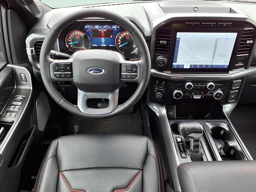 2023 Ford F-150 XLT photo 8
