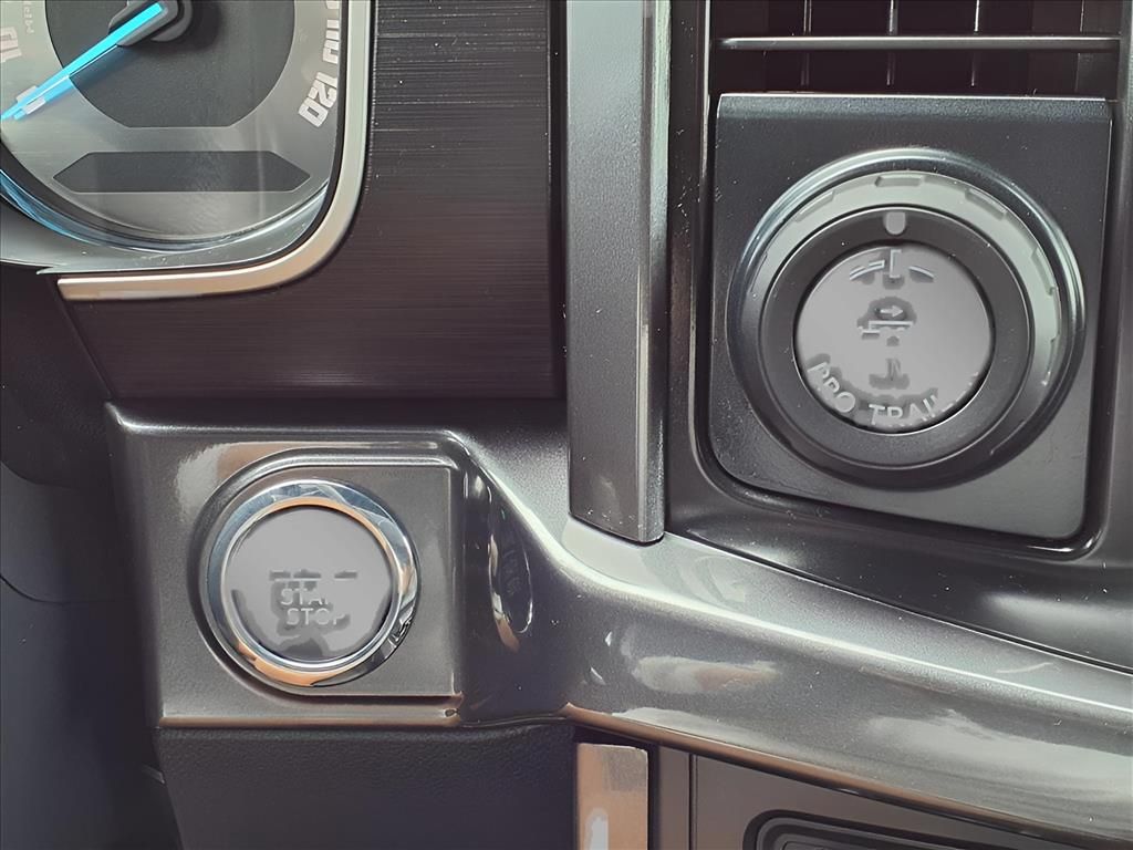 2023 Ford F-150 XLT photo 15