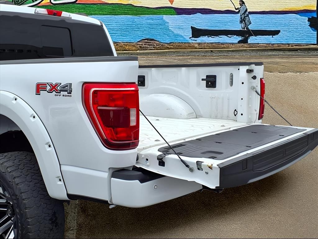 2023 Ford F-150 XLT photo 23