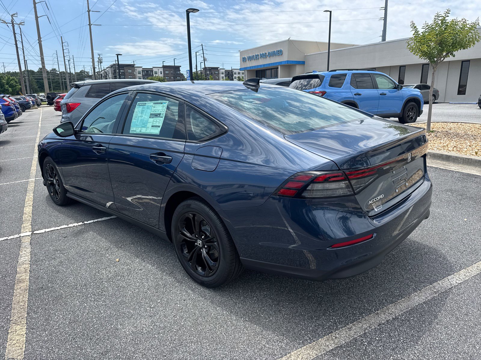 2025 Honda Accord SE photo 5