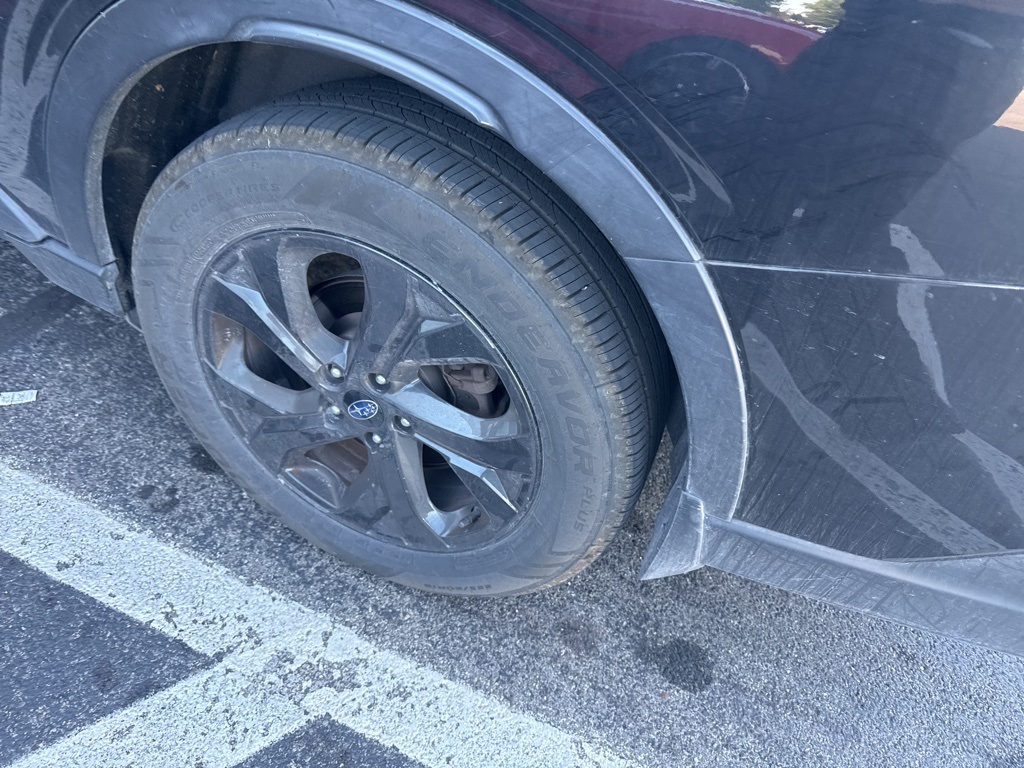2020 Subaru Outback Onyx Edition XT photo 3
