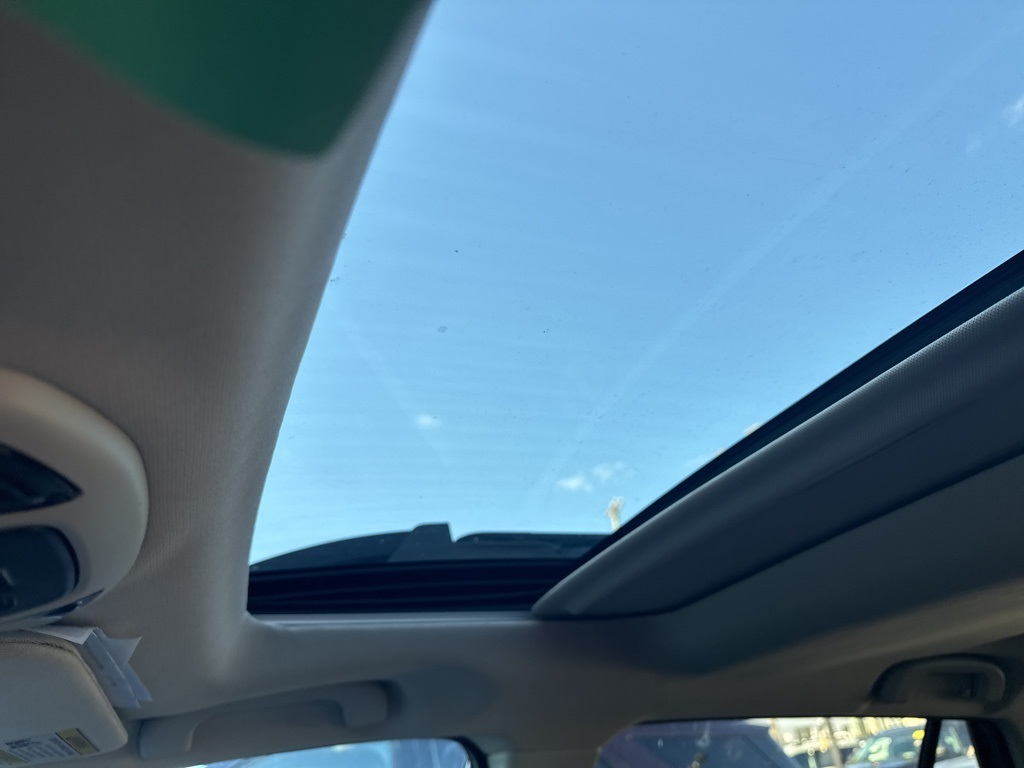 2020 Subaru Outback Onyx Edition XT photo 5