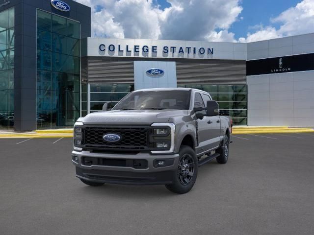 2025 Ford F-250 photo 2