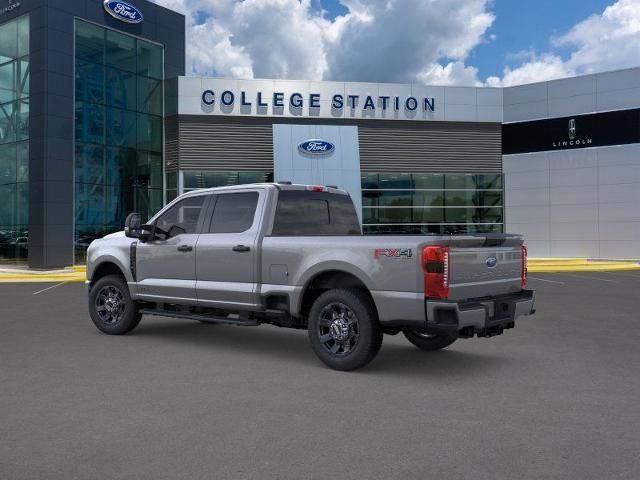 2025 Ford F-250 photo 4