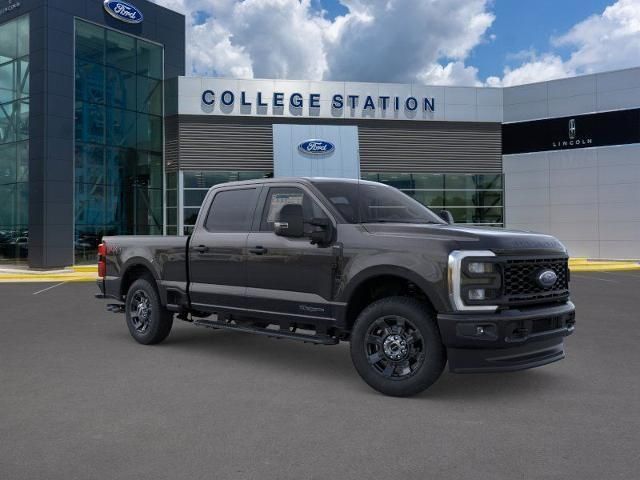 2025 Ford F-250 photo 7