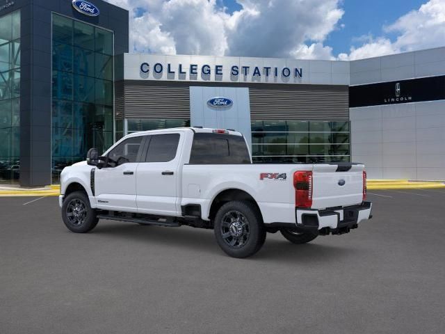 2025 Ford F-250 photo 4