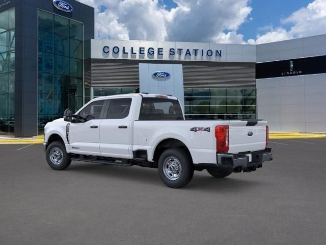 2025 Ford F-250 photo 4