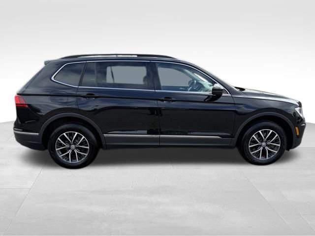 2020 Volkswagen Tiguan SE R-Line Black photo 4