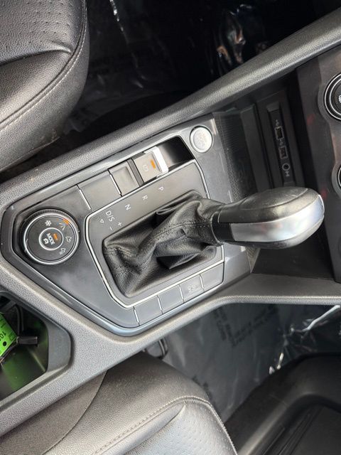 2020 Volkswagen Tiguan SE R-Line Black photo 27