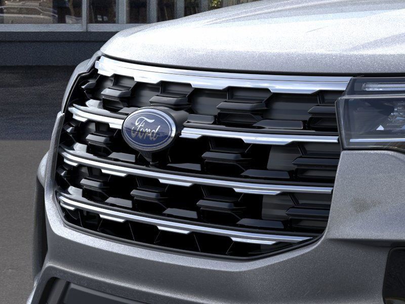 2025 Ford Explorer photo 14
