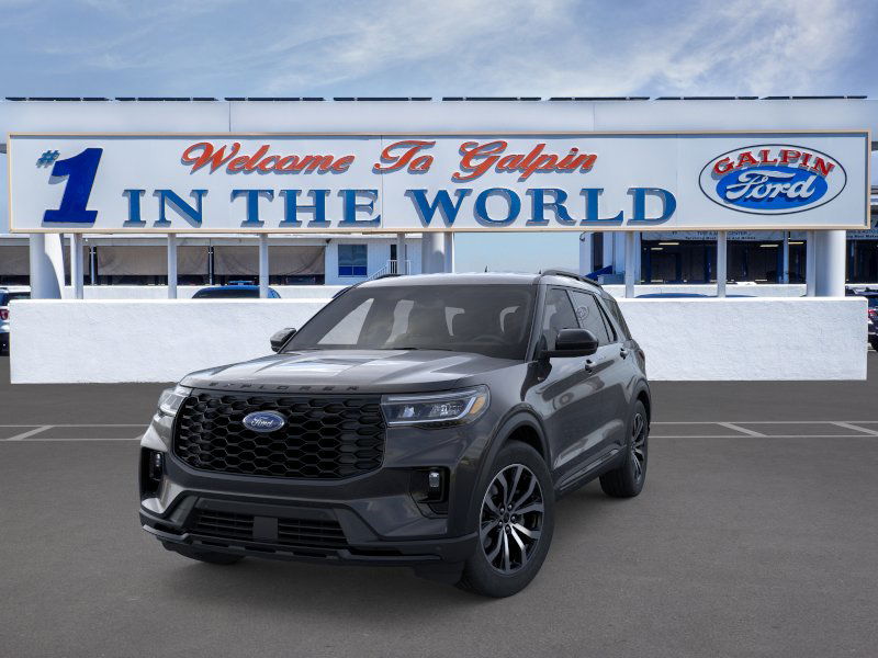 2025 Ford Explorer ST ST-Line photo 5