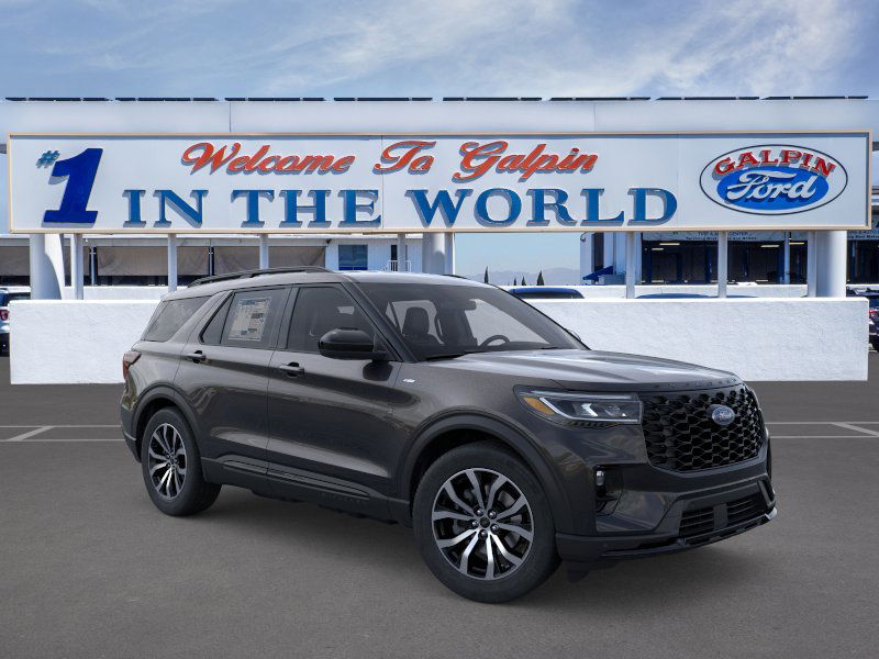 2025 Ford Explorer ST ST-Line photo 10