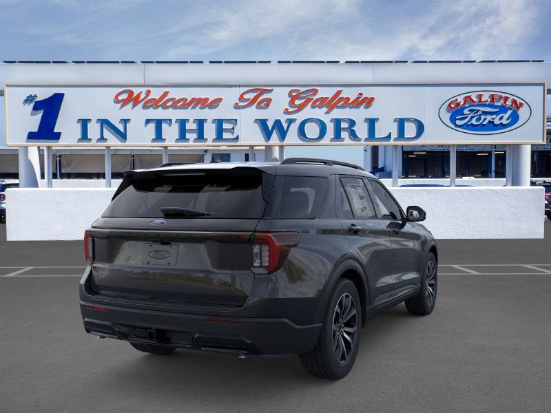 2025 Ford Explorer ST ST-Line photo 11