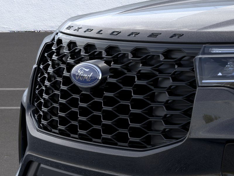 2025 Ford Explorer ST ST-Line photo 19
