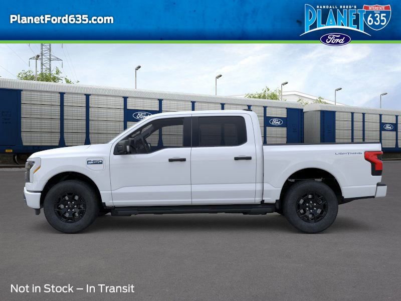 2025 Ford F-150 Lightning XLT photo 3