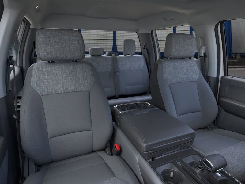 2025 Ford F-150 Lightning XLT photo 8