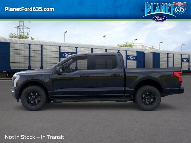 2025 Ford F-150 Lightning XLT photo 3