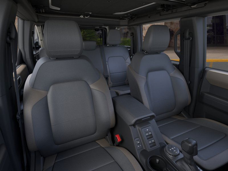 2025 Ford Bronco Big Bend photo 8