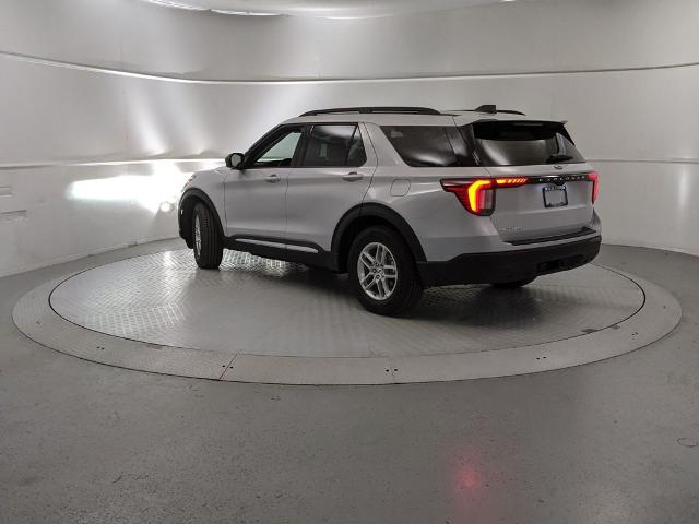 2025 Ford Explorer photo 17