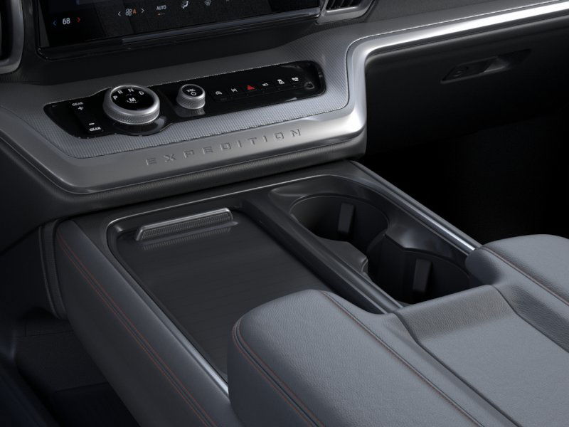 2025 Ford Expedition MAX photo 14
