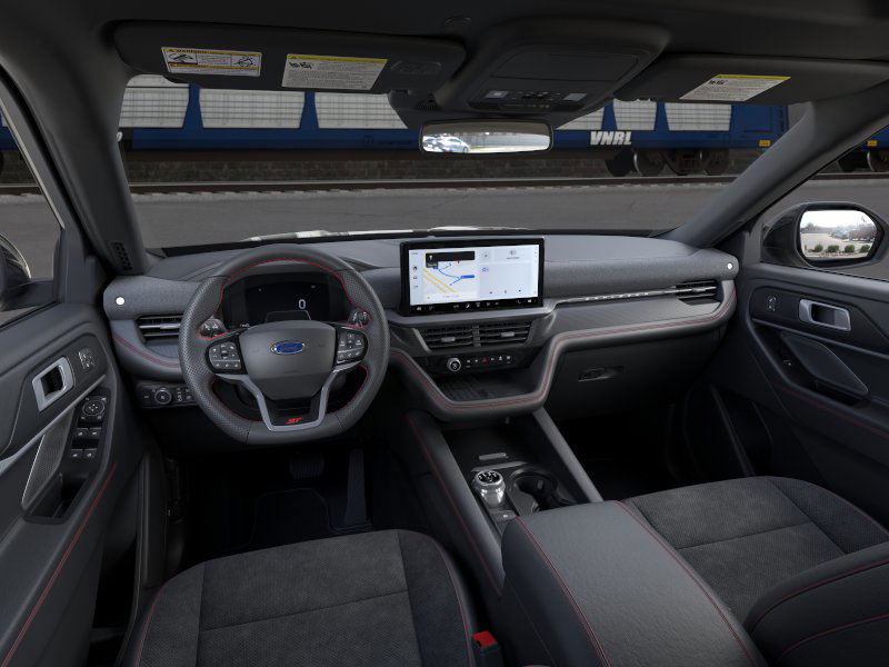 2025 Ford Explorer ST photo 7