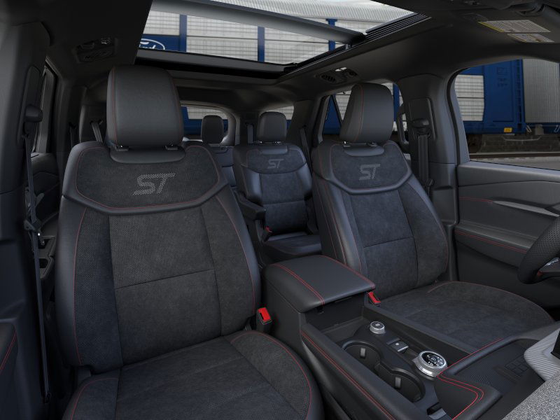2025 Ford Explorer ST photo 8