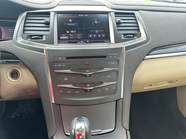 2013 Lincoln MKS Base photo 16