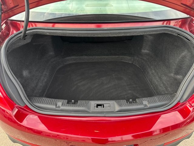 2013 Lincoln MKS Base photo 17