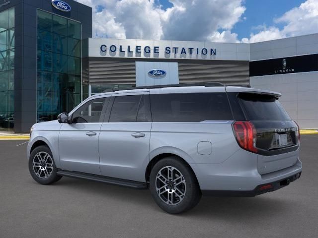 2025 Ford Expedition MAX photo 3