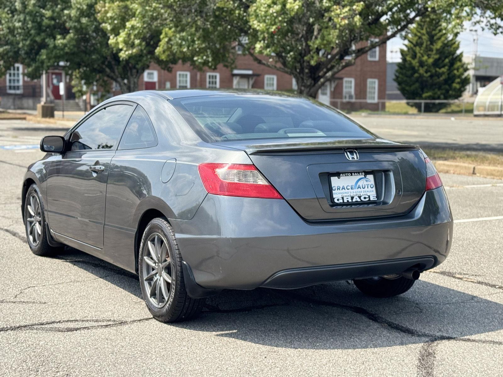 2010 Honda Civic LX photo 4