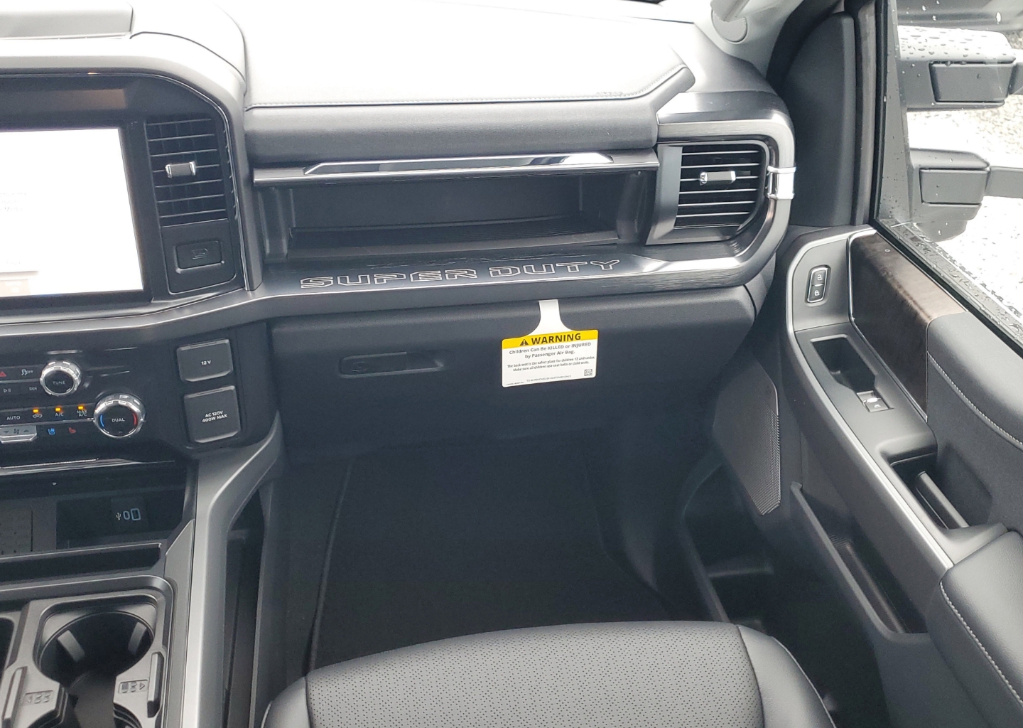 2026 Ford F-350 Super Duty Lariat - Photo 13
