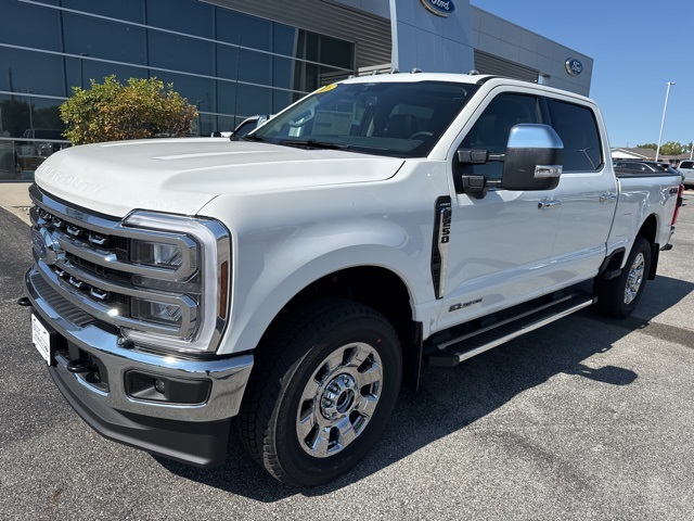2026 Ford F-250 photo 2